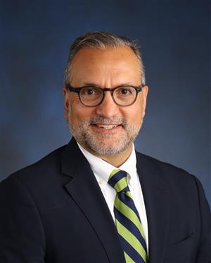 Dr. Peter Tragos